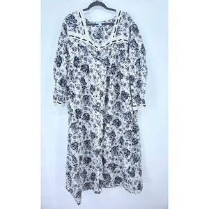 Only Necessities Size 2X Black White Rose Floral Nightgown Ribbon Eyelet Trim